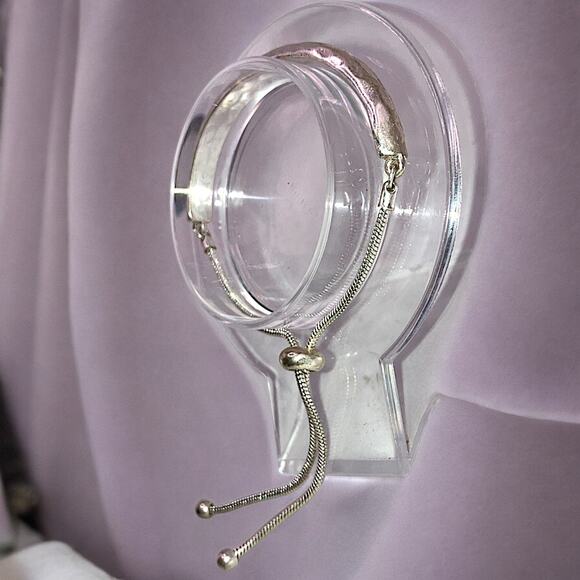 Hammered Modernistic Curved Bar with Dangle Closure Silver-Tone Bracelet! - Picture 2 of 5